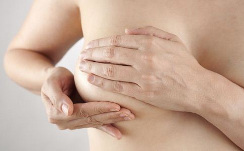 睡前如何按摩乳房